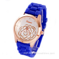 Quartz Analog Wrist Watch With Silicone Strap